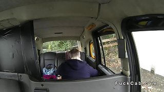 British amateur babe cunt licked in taxi on hidden cam