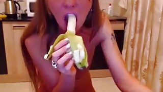 SamanthaDoLL playing with banana